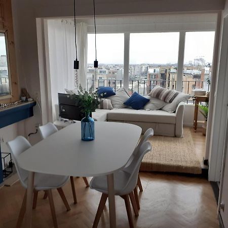 Gezellig Centraal Gelegen Penthouse Oostende Apartment Екстериор снимка